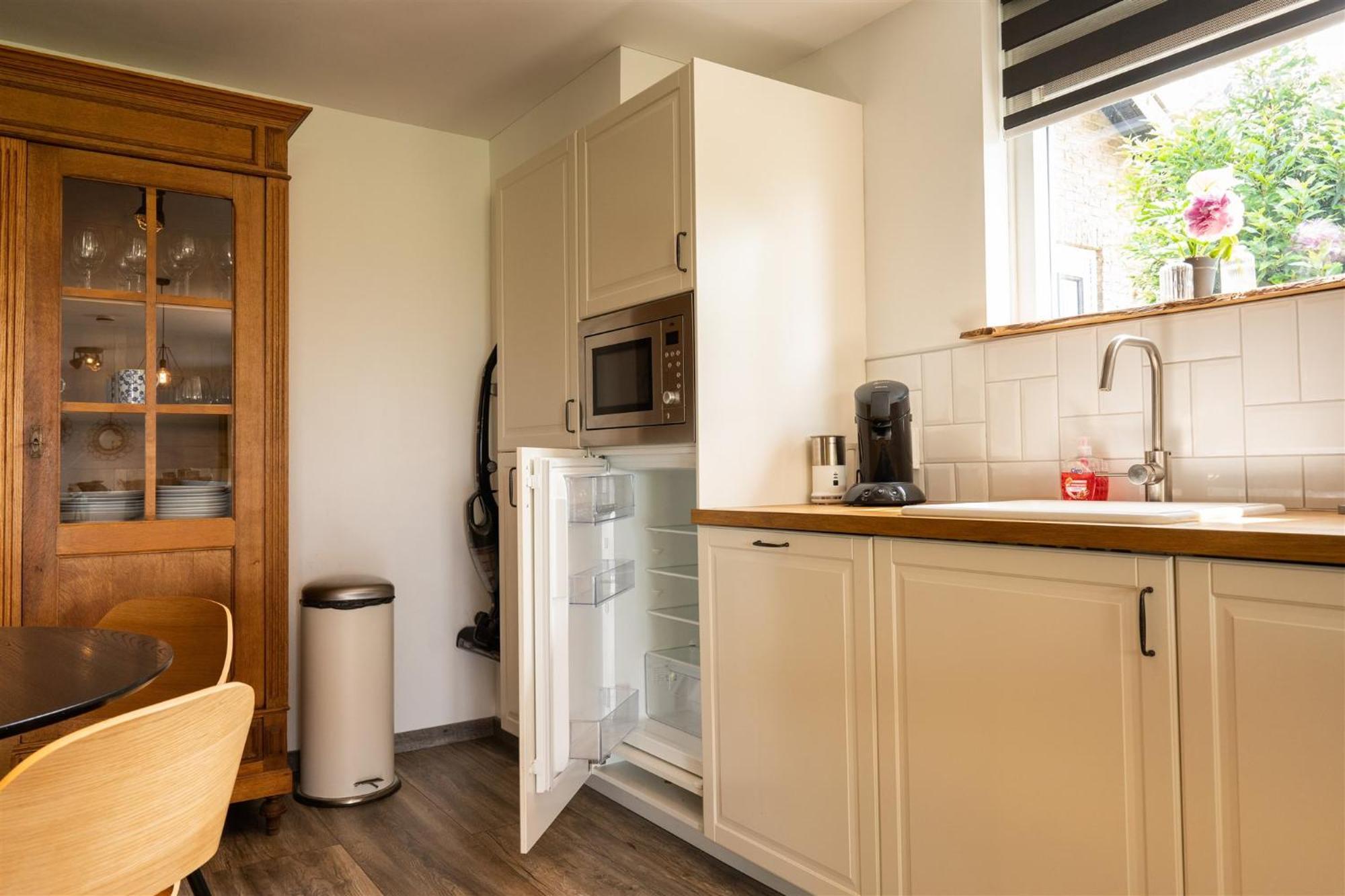 Vakantiewoning Le Garaazje 'S-Gravendeel Ngoại thất bức ảnh