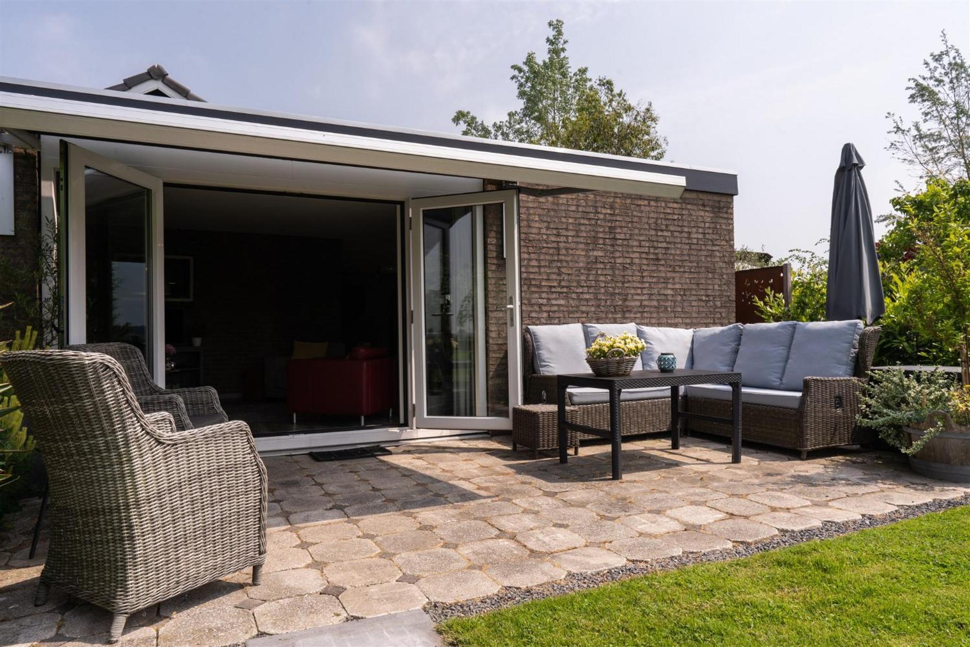 Vakantiewoning Le Garaazje 'S-Gravendeel Ngoại thất bức ảnh